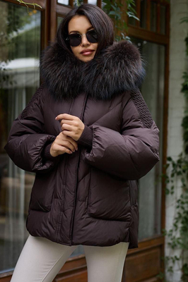 Брендовый длинный пуховик оверсайз с капюшоном