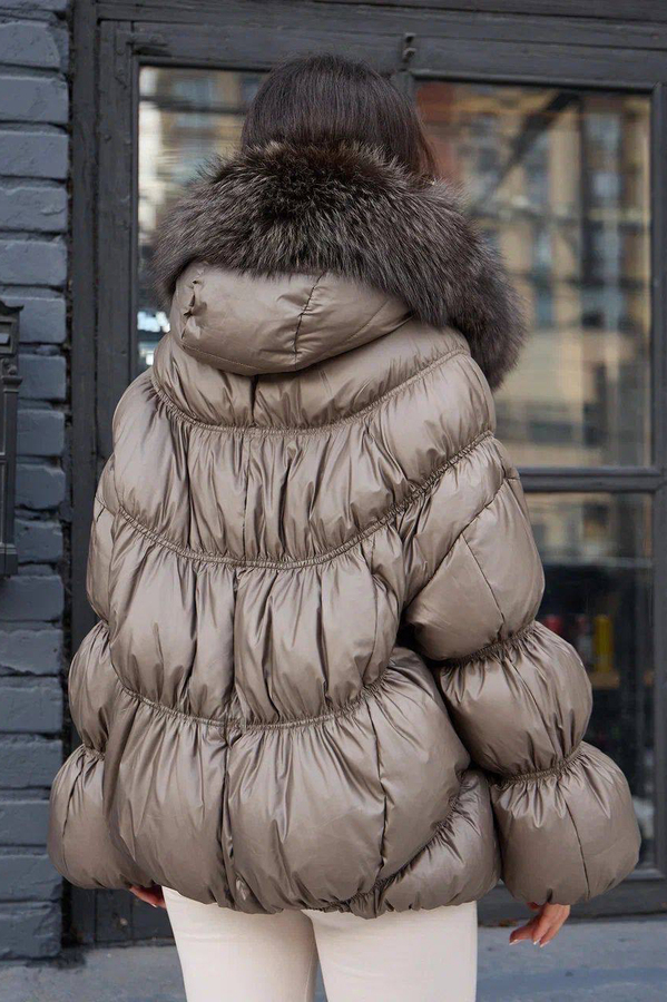 Зимняя куртка женская с натуральным мехом енота