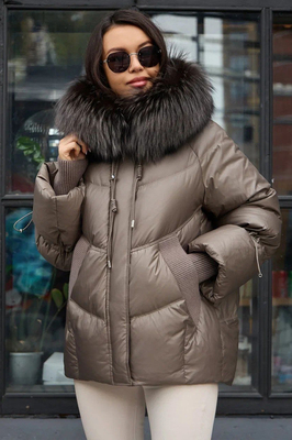 Зимний женский пуховик vo-tarun не приталенный