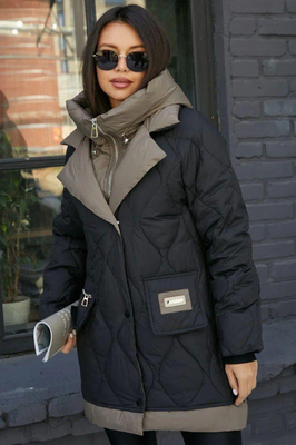 Стильный пуховик оверсайз с капюшоном зима