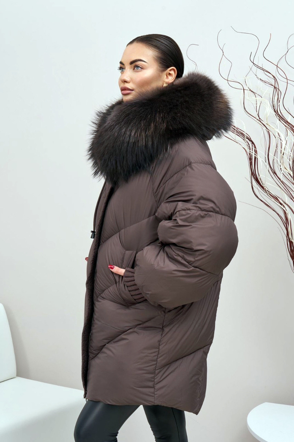 Теплый зимний пуховик Vivilona с натуральным мехом