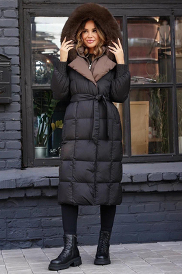 Модный пуховик Vivilona с большим мехом песца