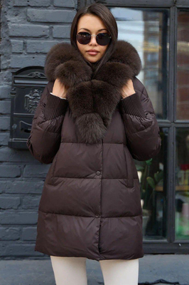 Качественный пуховик 2025-2026 коричневый