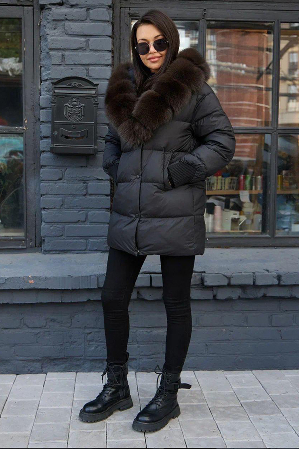 Красивый пуховик vivilona приталенный черный